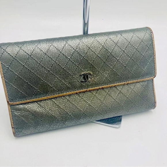 Chanel Long Wallet, Matelasse, Leather - Picture 6 of 16